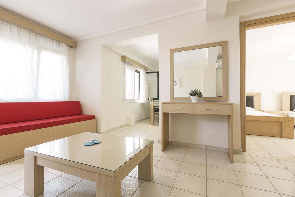 Olive Tree Apartments フォルカ エクステリア 写真