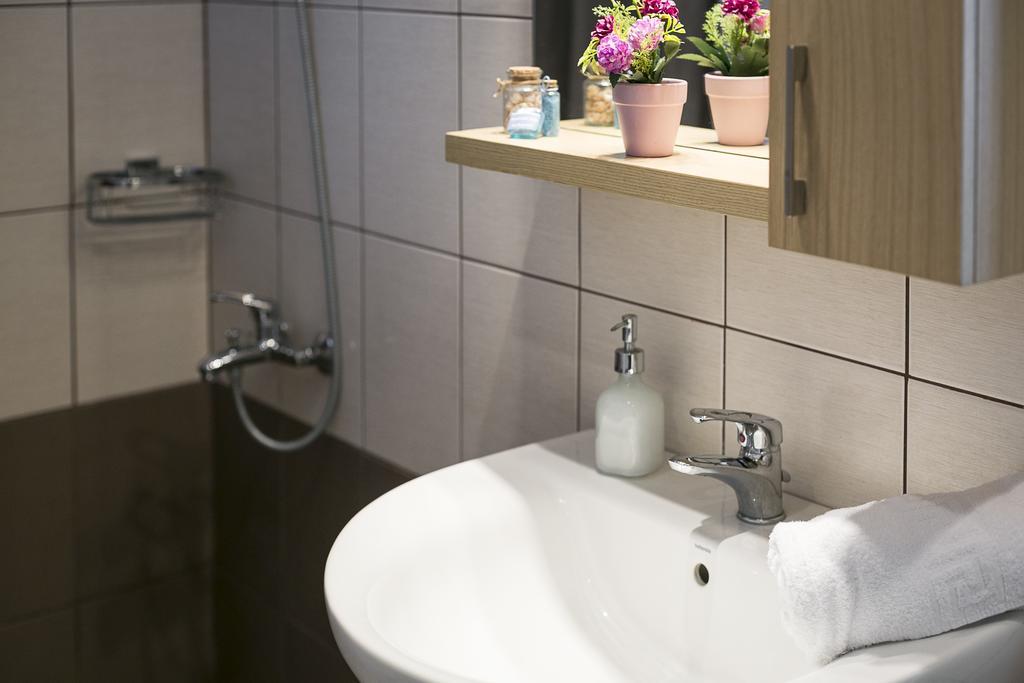 Olive Tree Apartments フォルカ エクステリア 写真