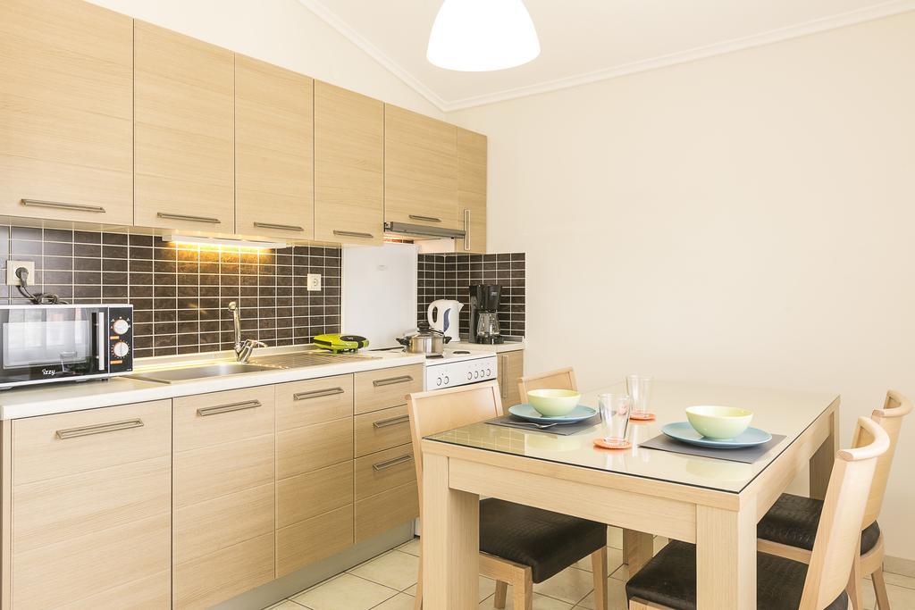 Olive Tree Apartments フォルカ エクステリア 写真